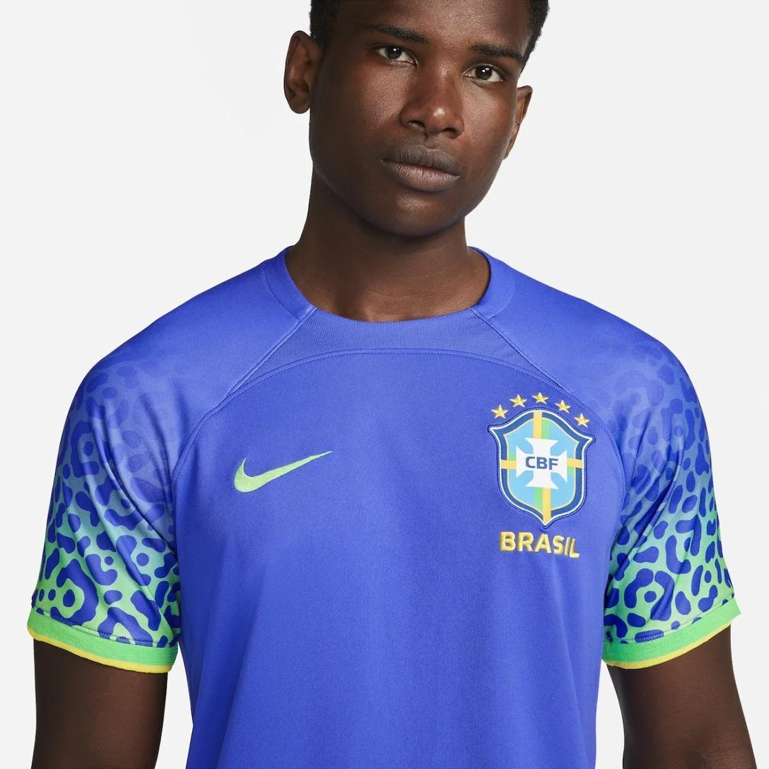 Vista a Camisa do Pentacampeão